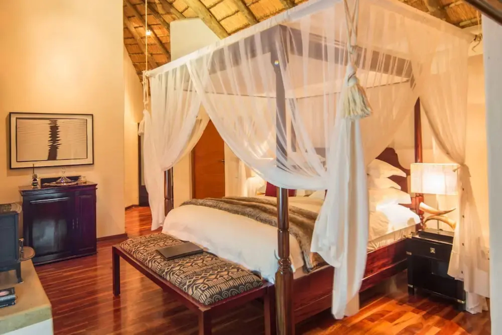 Royal Madikwe Luxury Safari Lodge