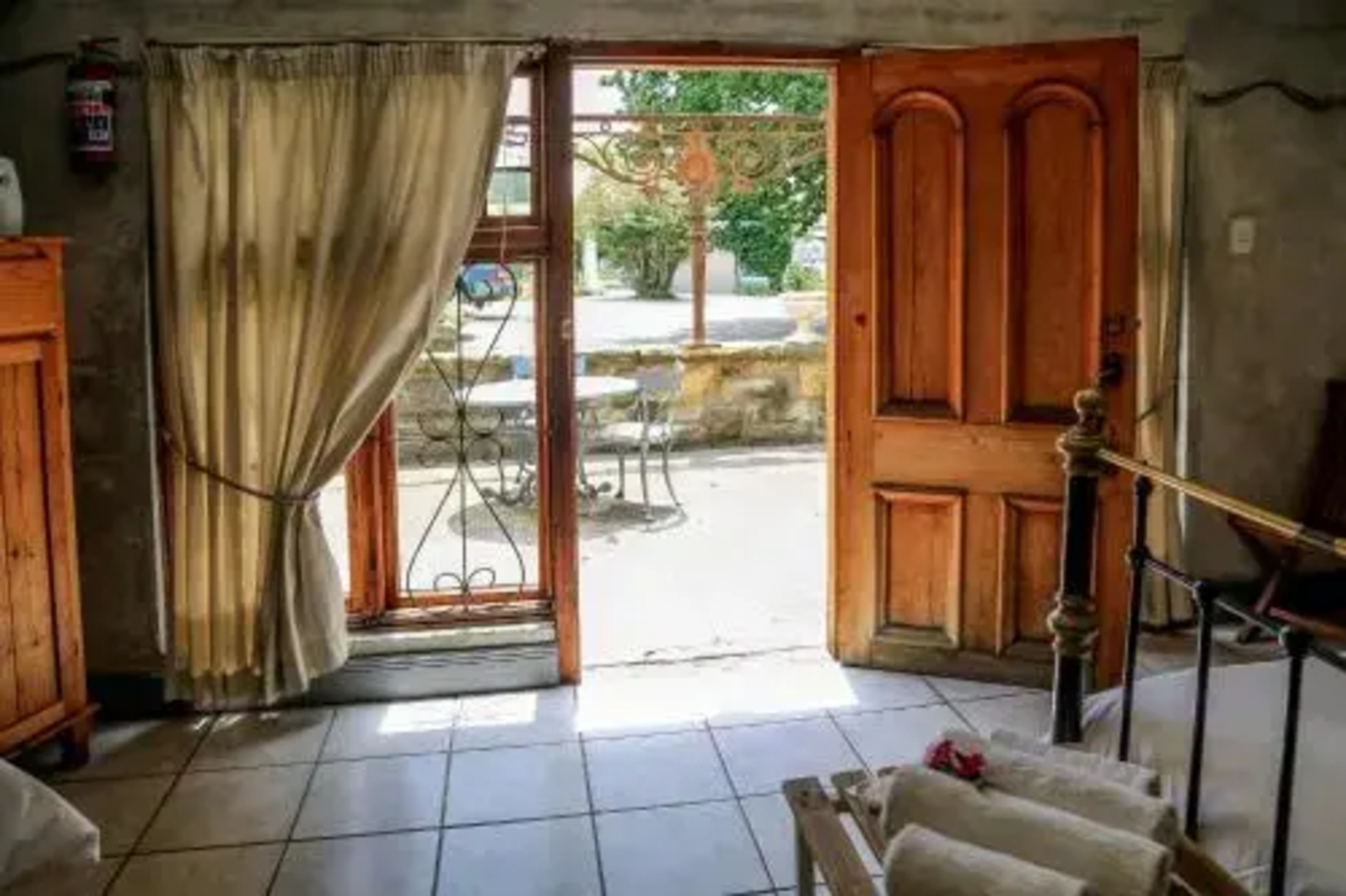 The Green Acorn Guest House