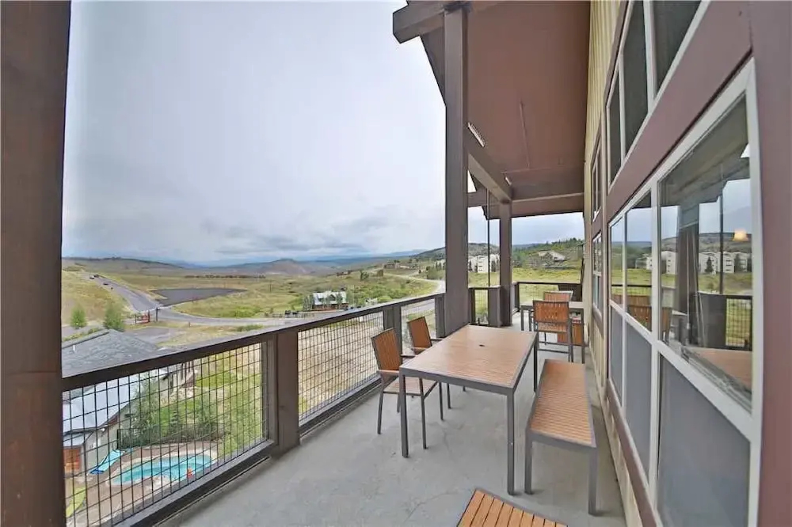 Base Camp One 416C Penthouse - 3 Br Condo
