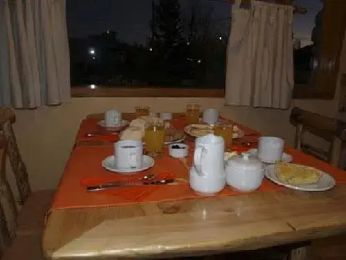 Hosteria y Cabañas Casa de Piedra