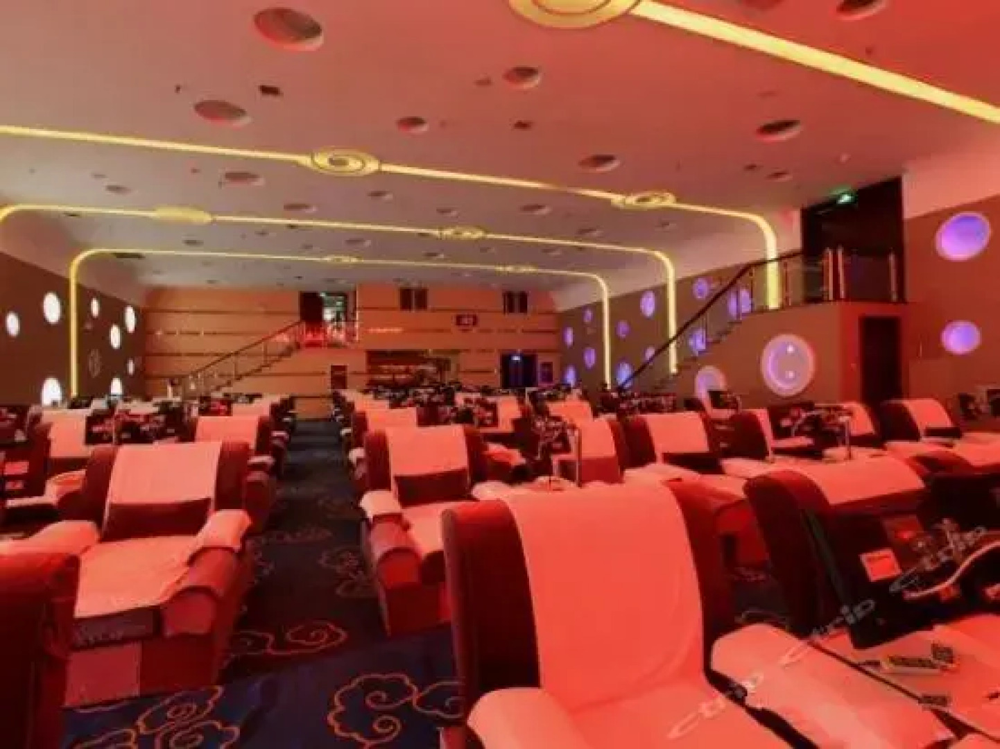 Weihai Xiangquan Business Hotel