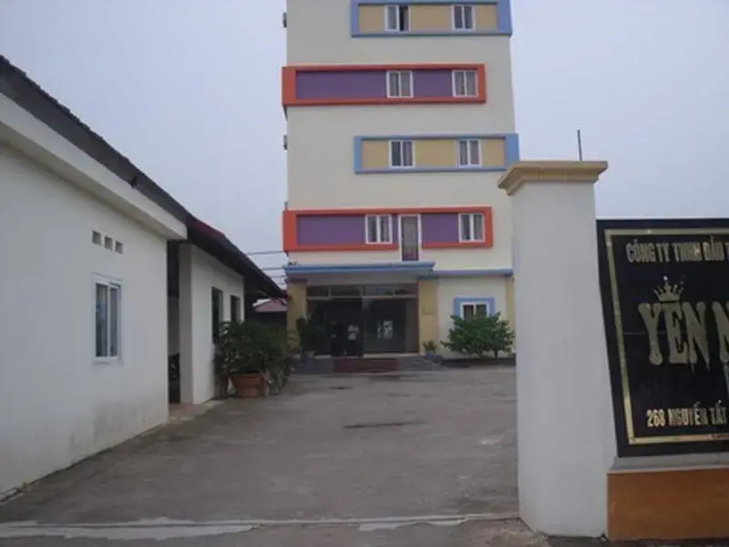Yen Ngoc Hotel