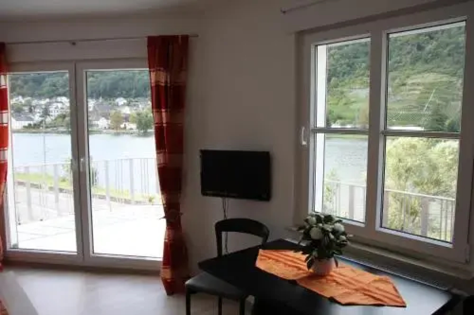 Ferienwohnungen Moselstausee