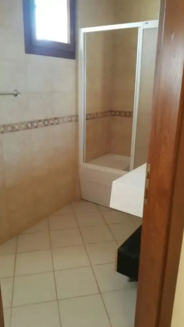 Important Group Villa Berry