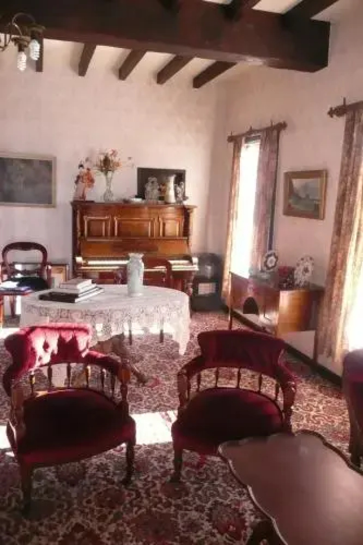 Barnett Lodge