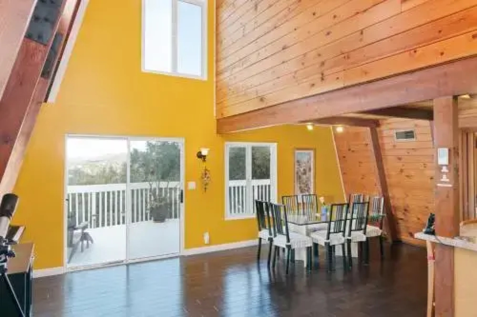 20221 Croydon Lane House - 2 Br home by RedAwning