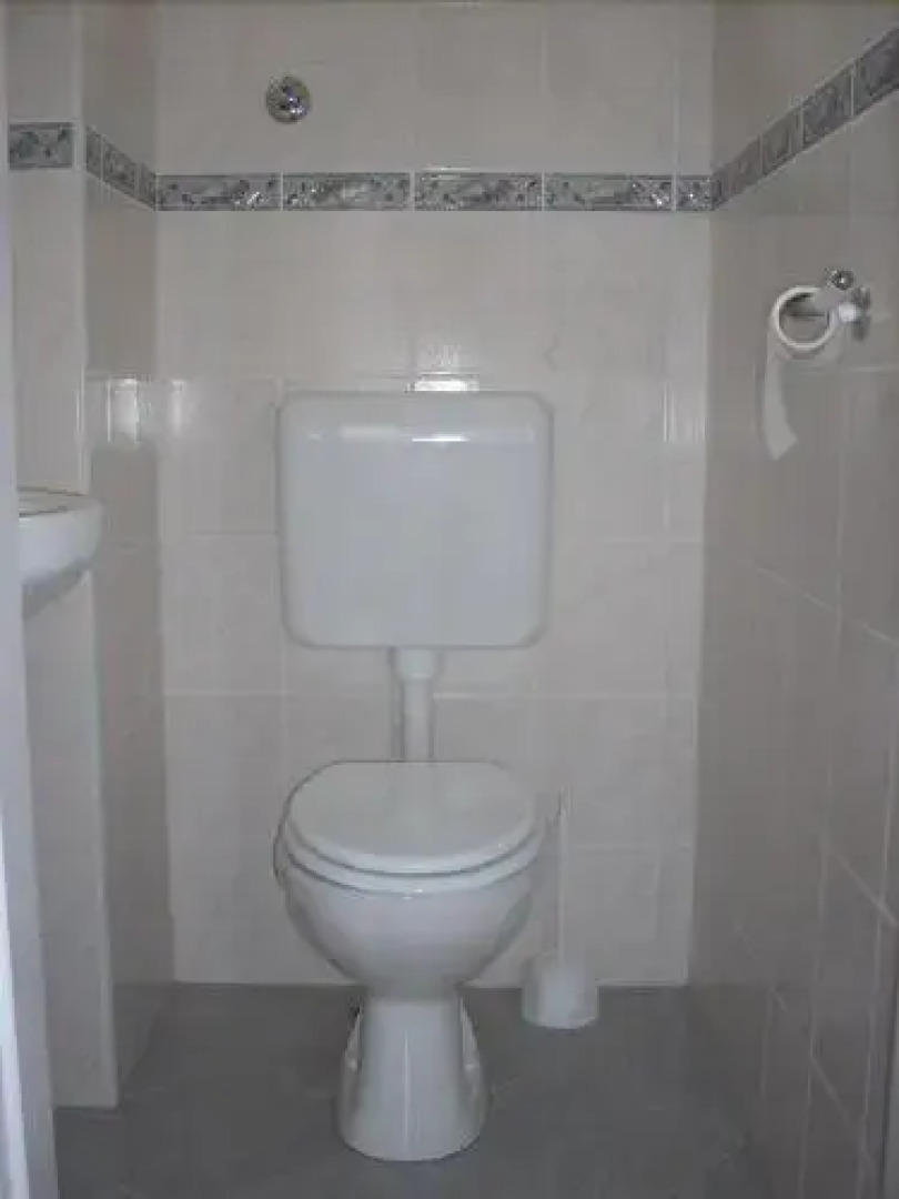 Abádi Karmazsin Ház