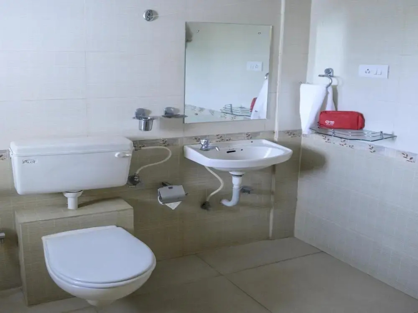 OYO Apartments Vagator Beach Road