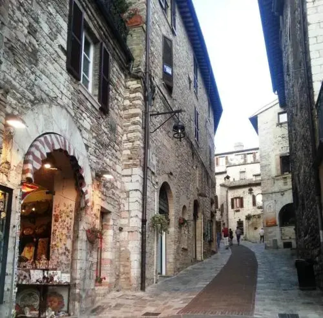 Il Cortile di San Rufino Dolce Suite