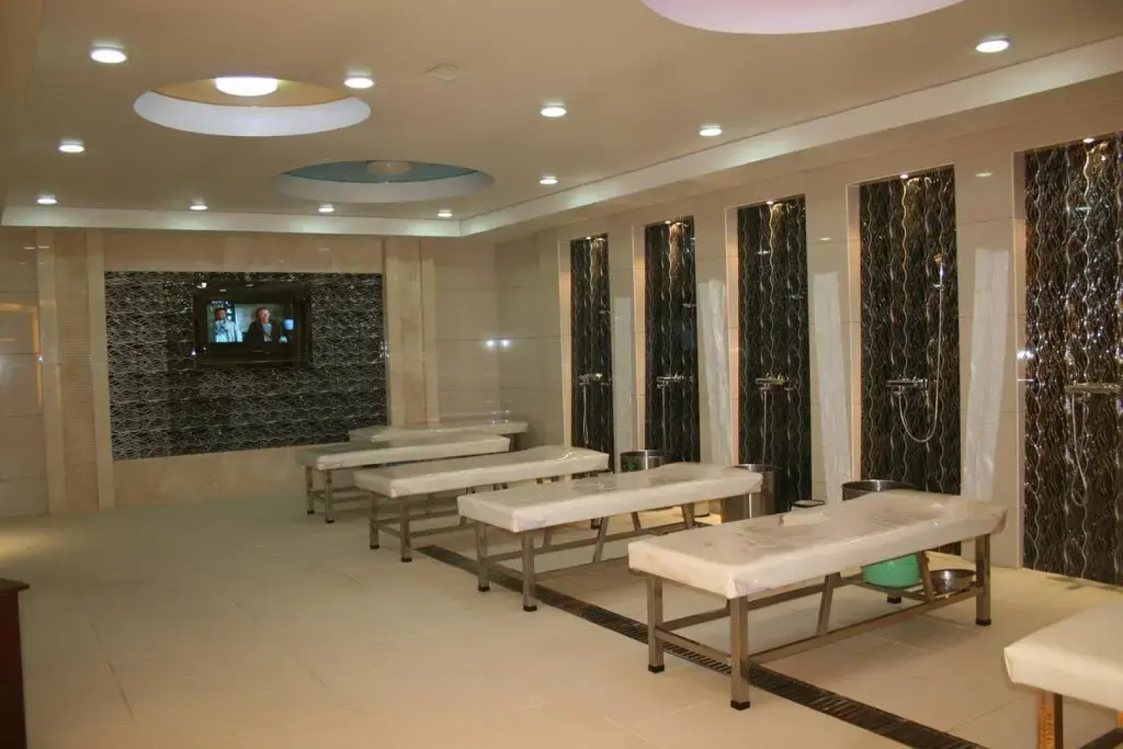 Mudanjiang Oriental Pearl Hotel