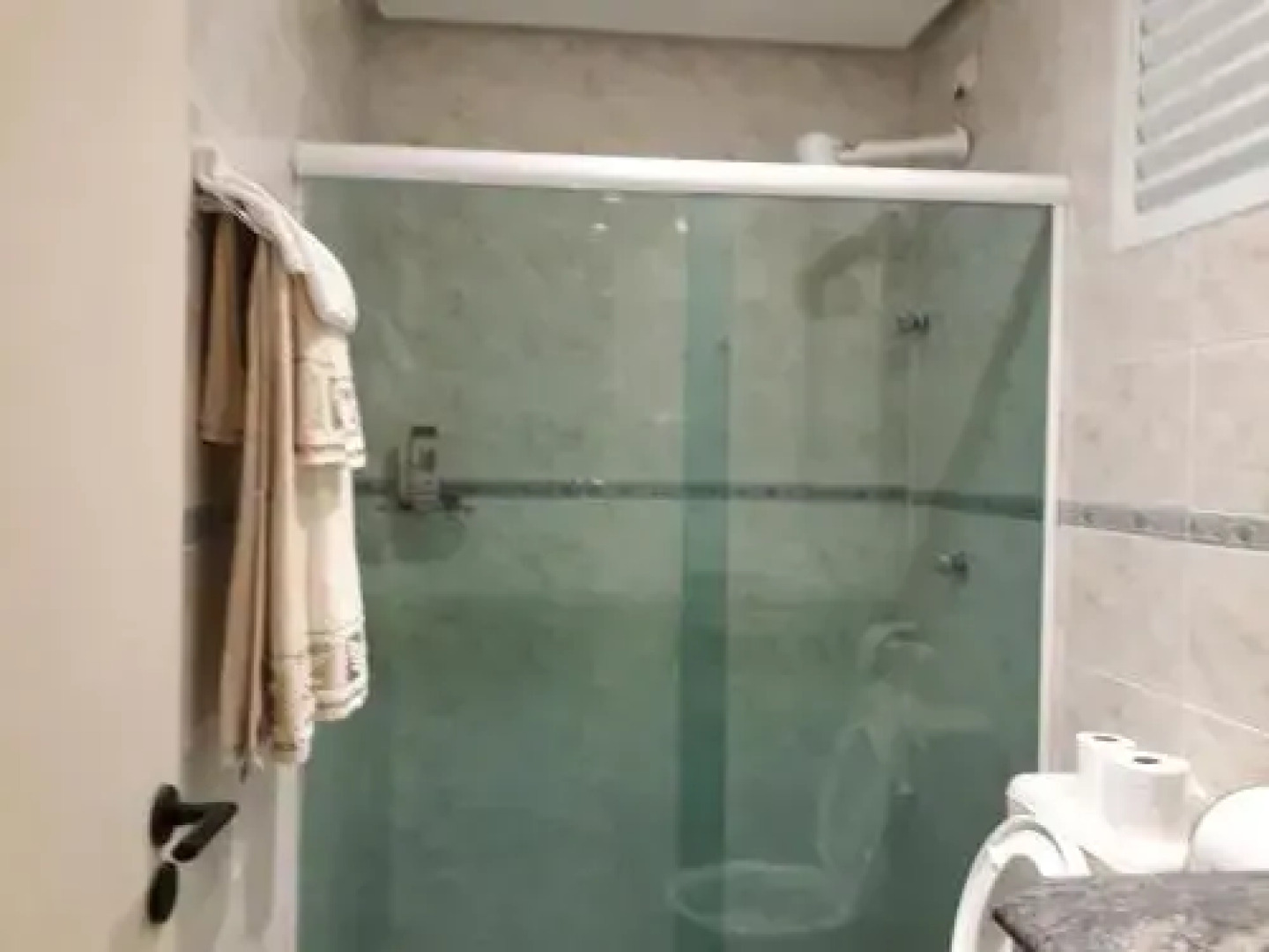 Amarilis Flat Service