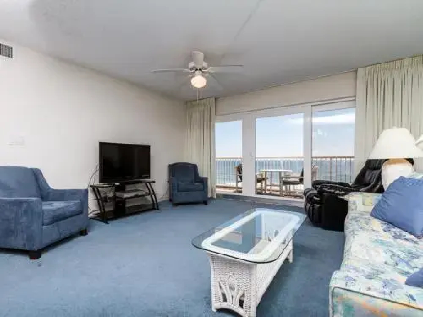 Islander 7010 by RedAwning