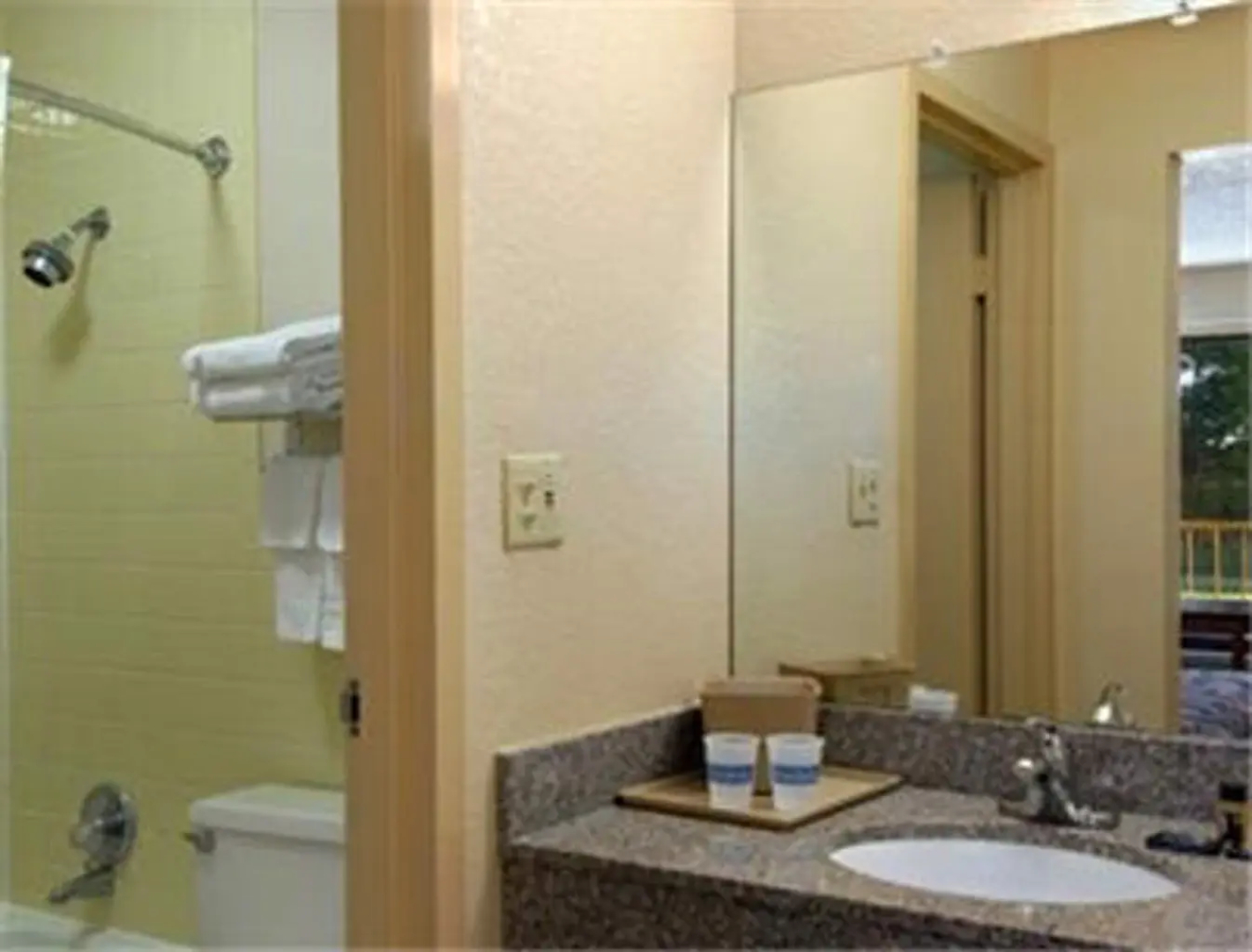 Newnan Nook