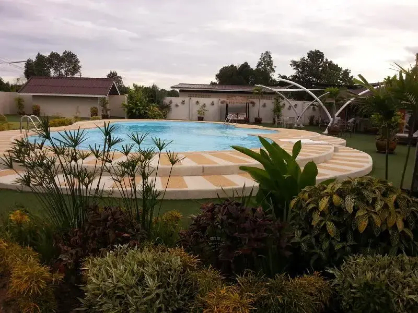 Palm Lodge Resort