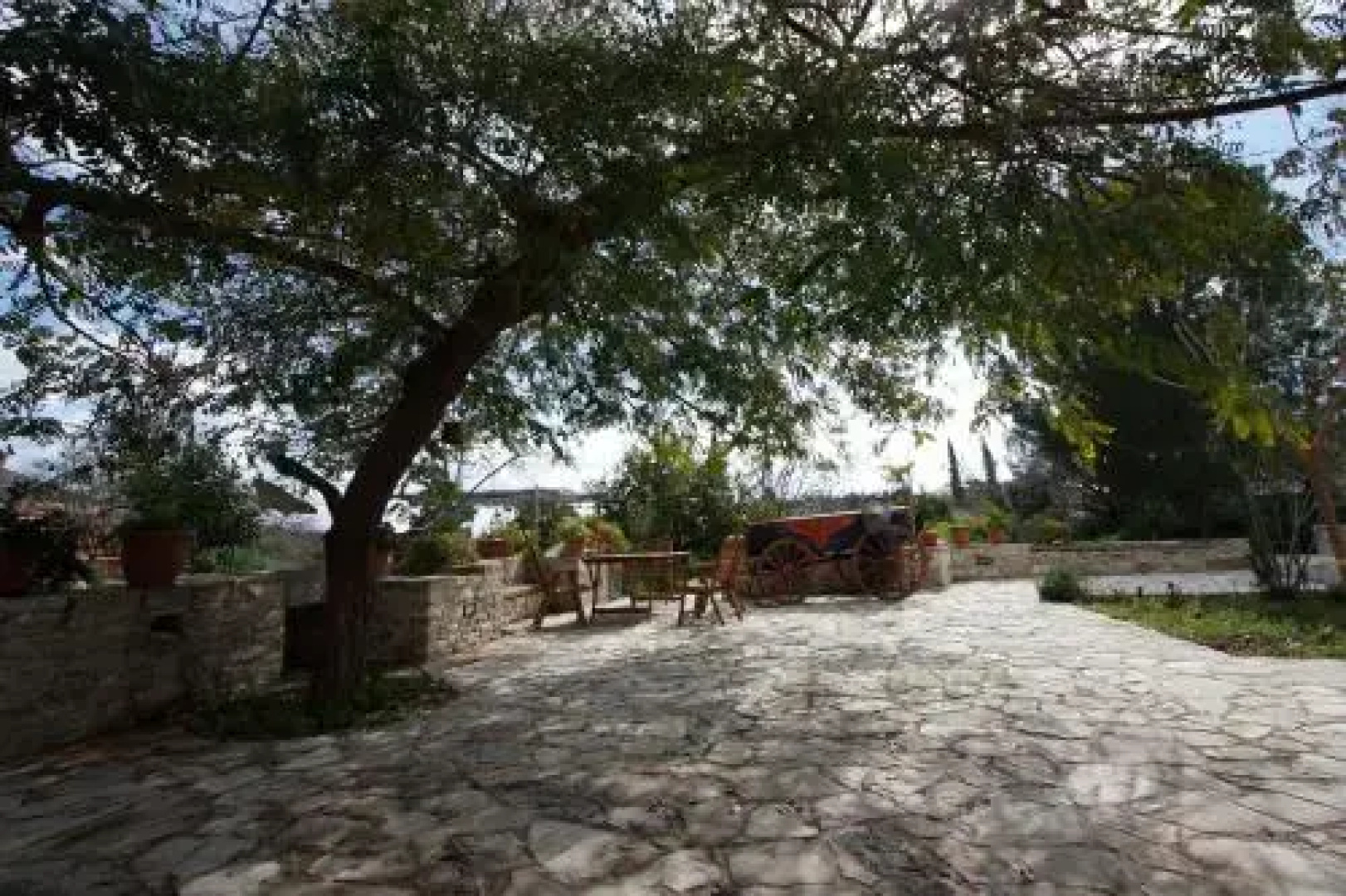 Garden Kamara House