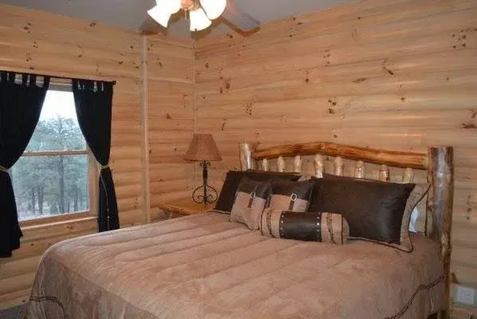 Maverick Hideaway By Redawning