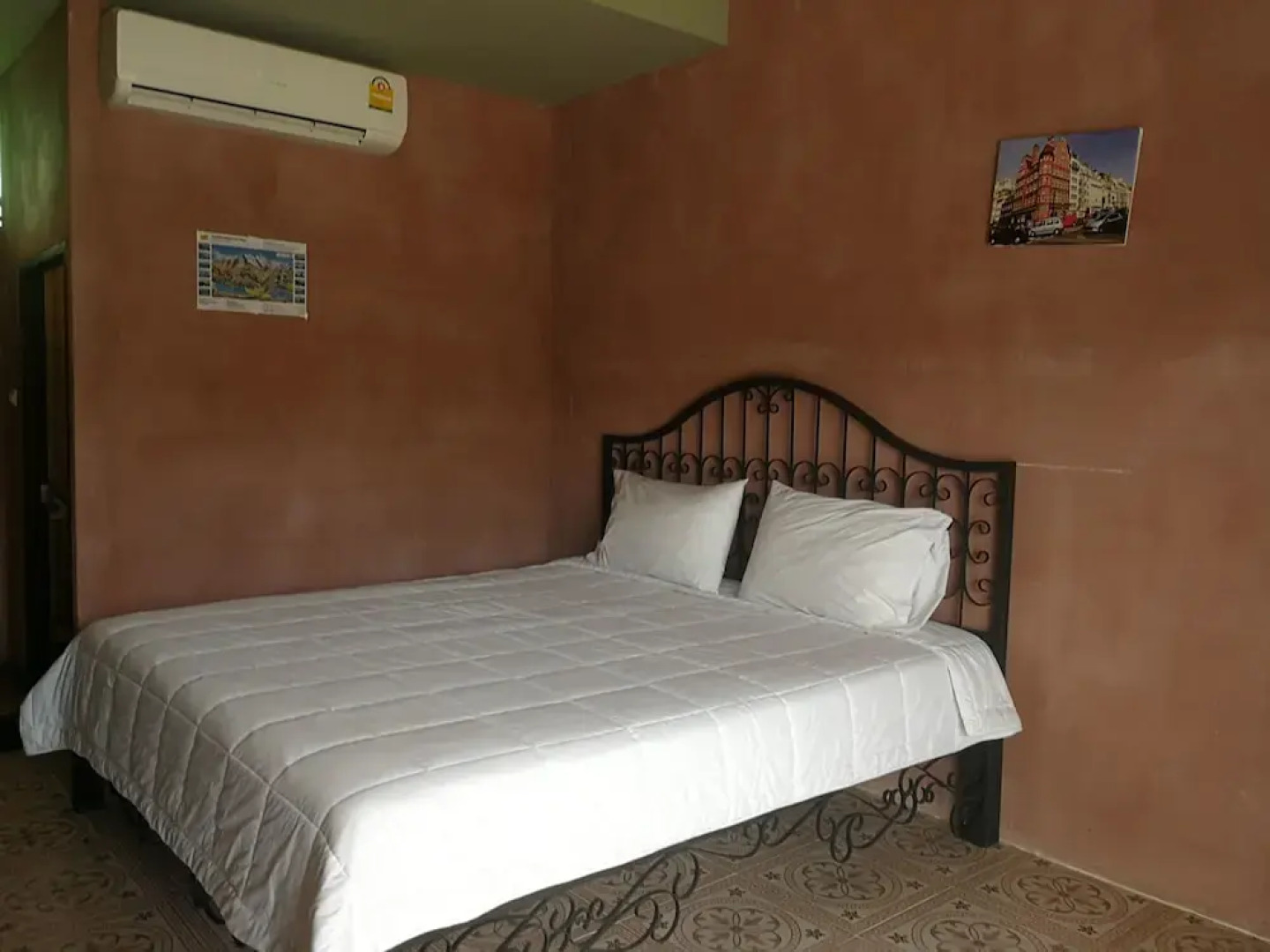 River and Flowers Resort