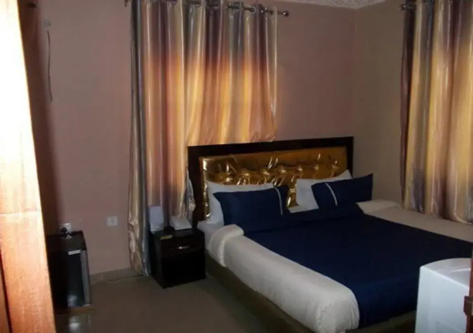 Towne Place Hotel
