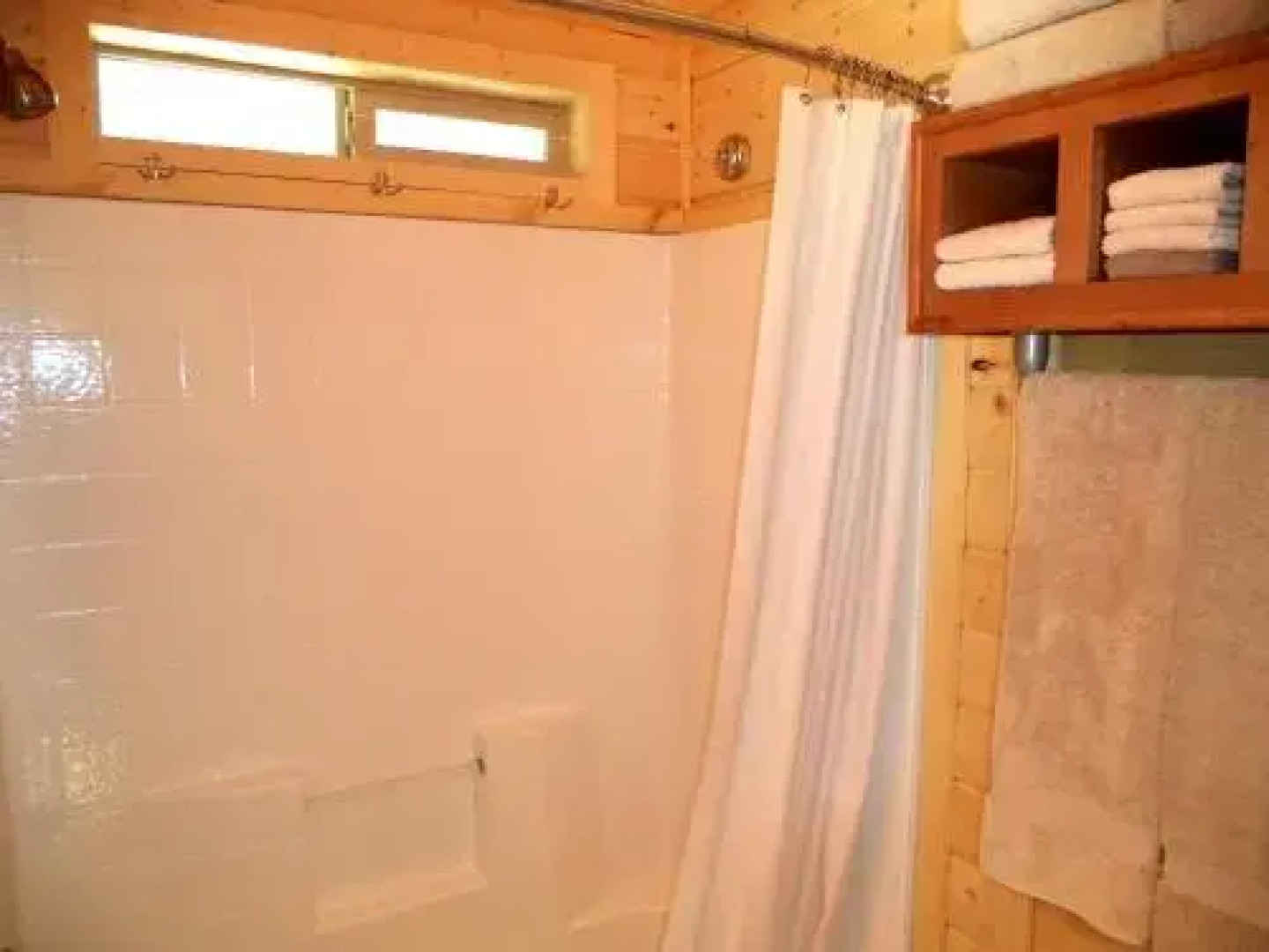 Palm Springs Camping Resort Cottage 1