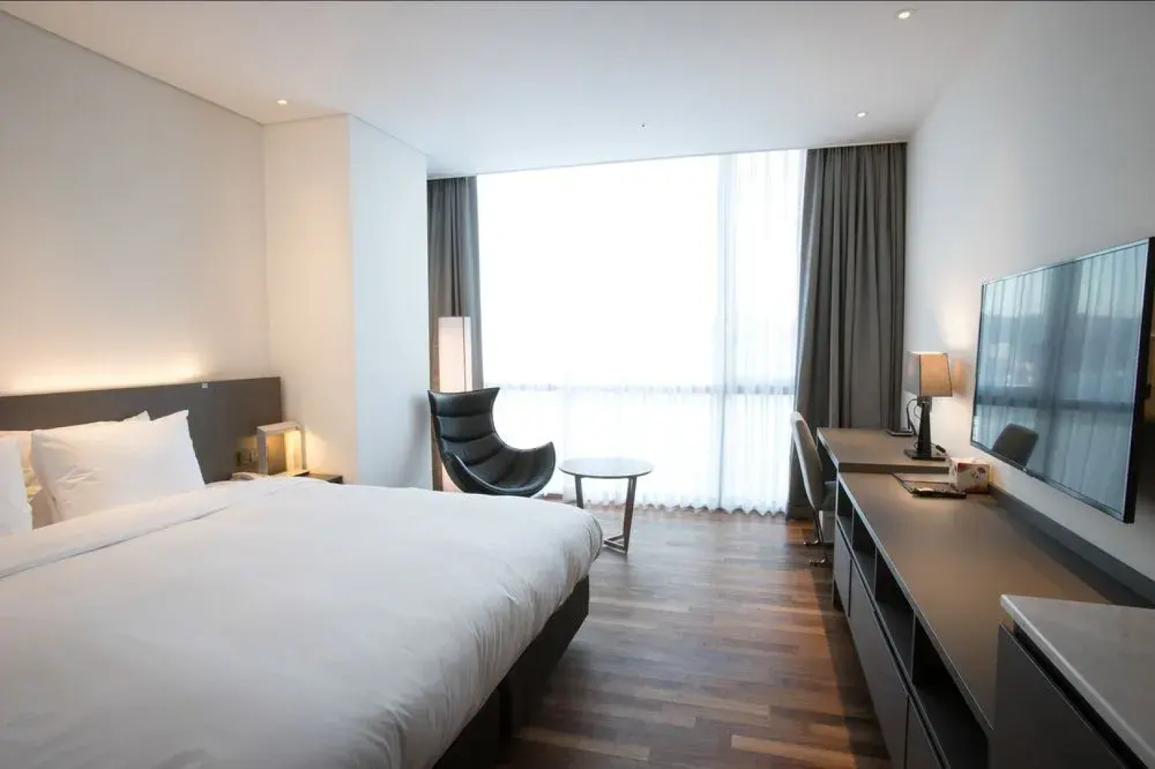 Masan Riviera Tourist Hotel