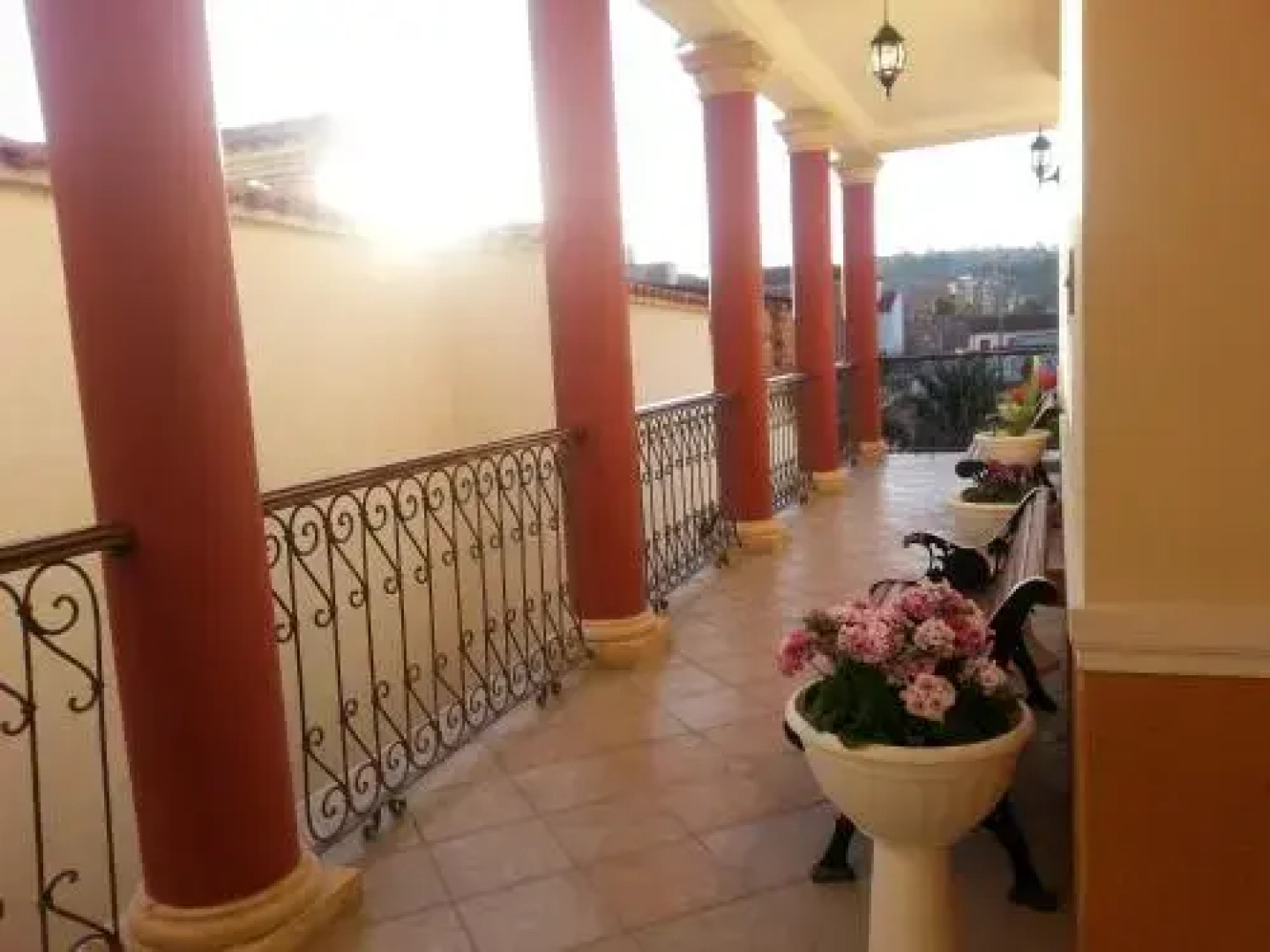 Villa Oropeza Guest House