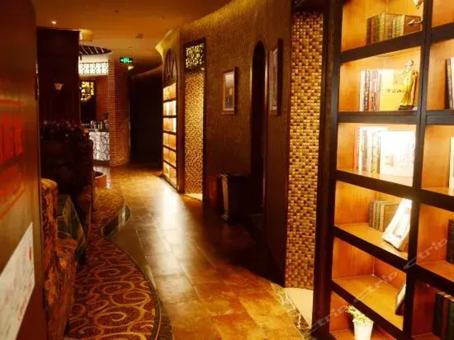 Guangyuanwanyuan Hotel