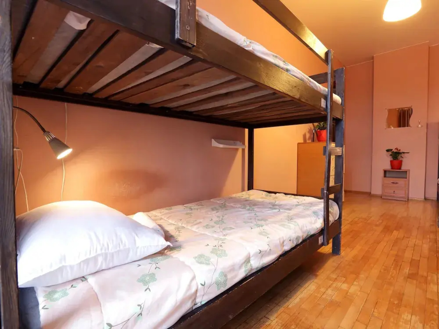 Aura Hostel
