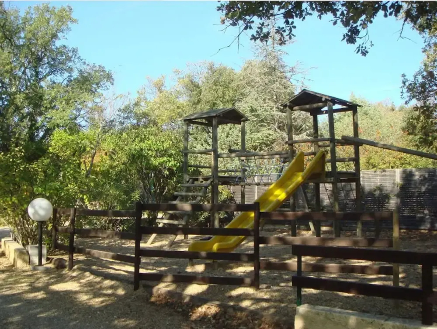 Aloe Camping La Buissière Tentes Lodges