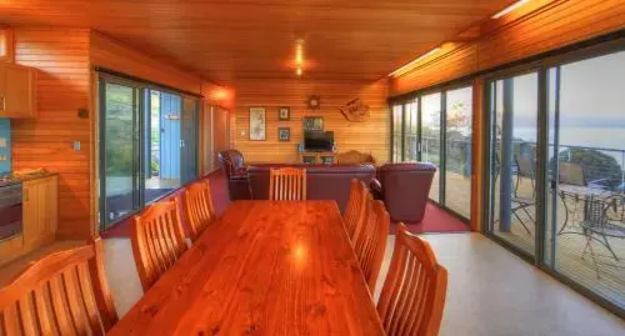Captains Cabin Bligh Point on Bruny Island