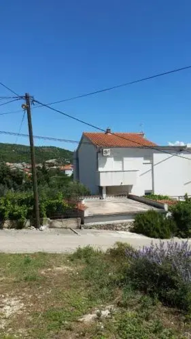 Apartment Mira