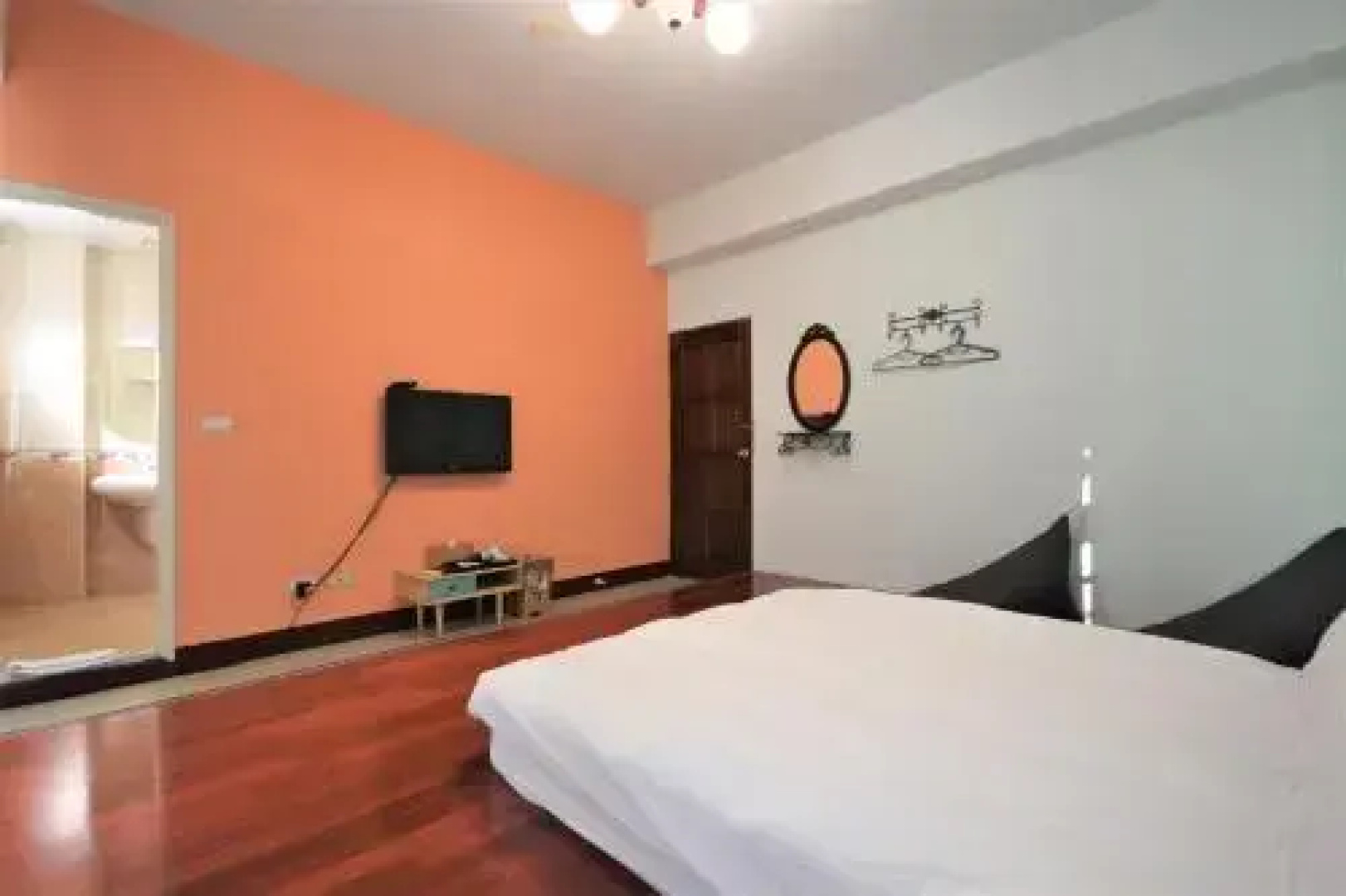 No.12 B&B