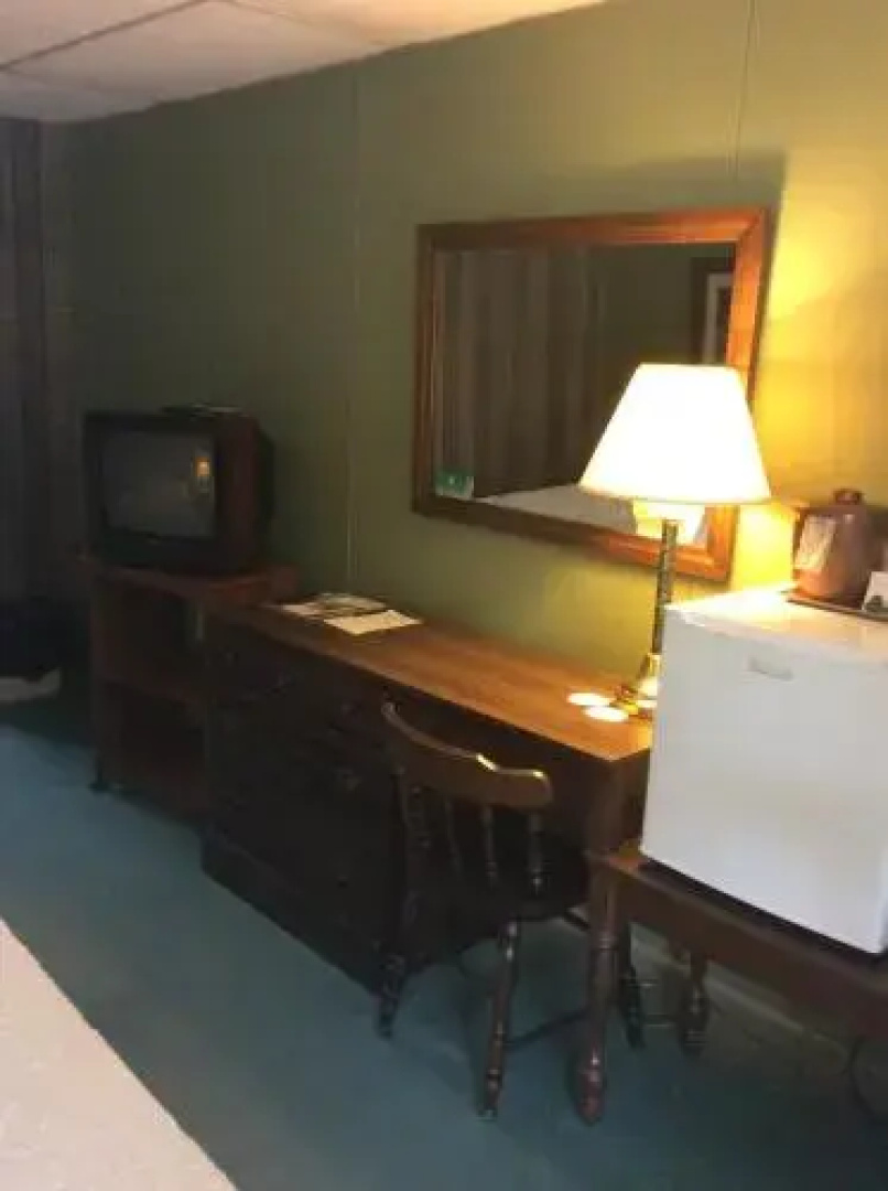 Seagate Motel