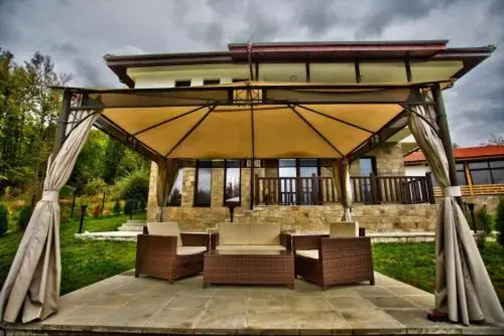 Villa Eta