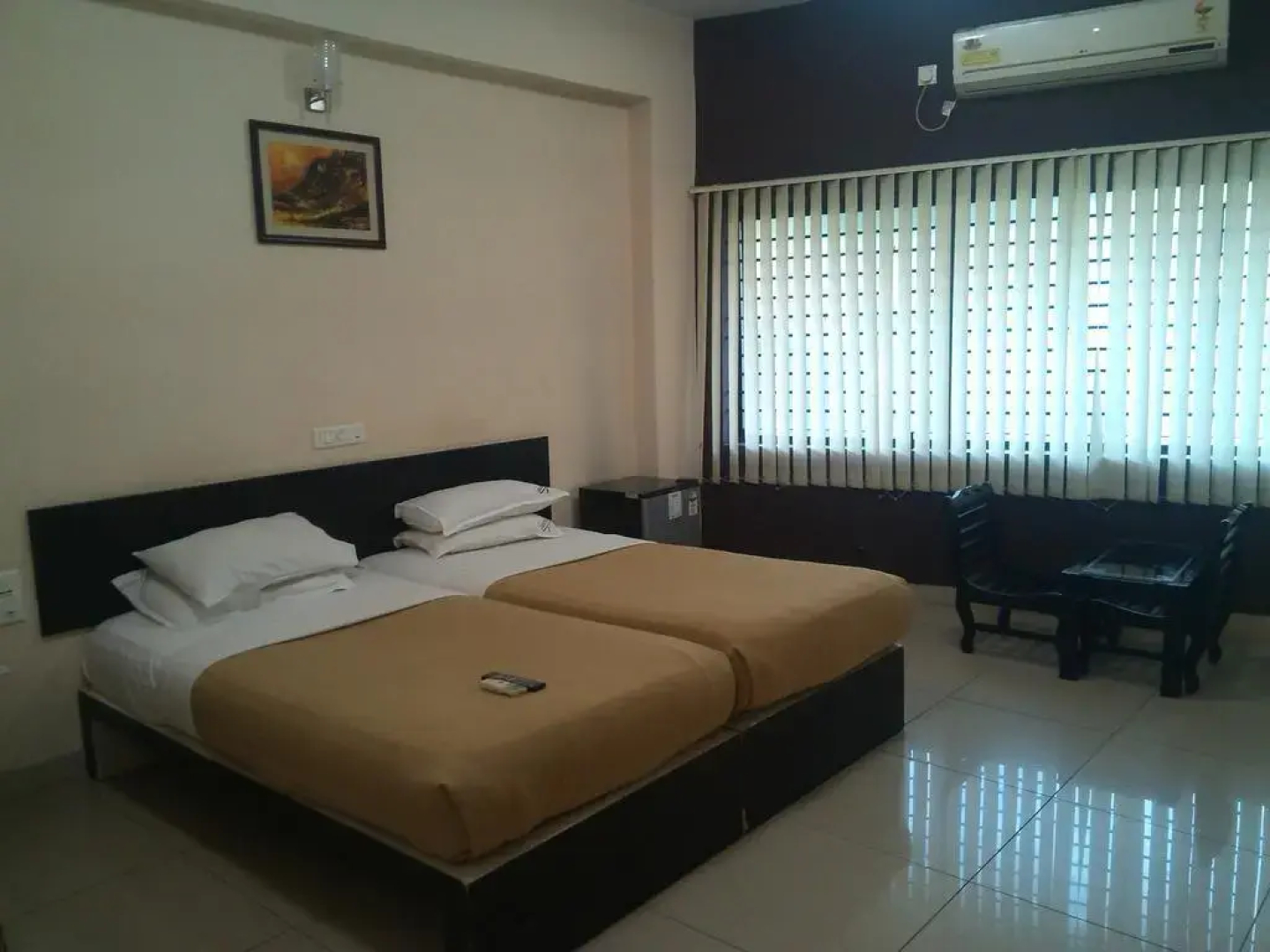 Hotel Veenu International