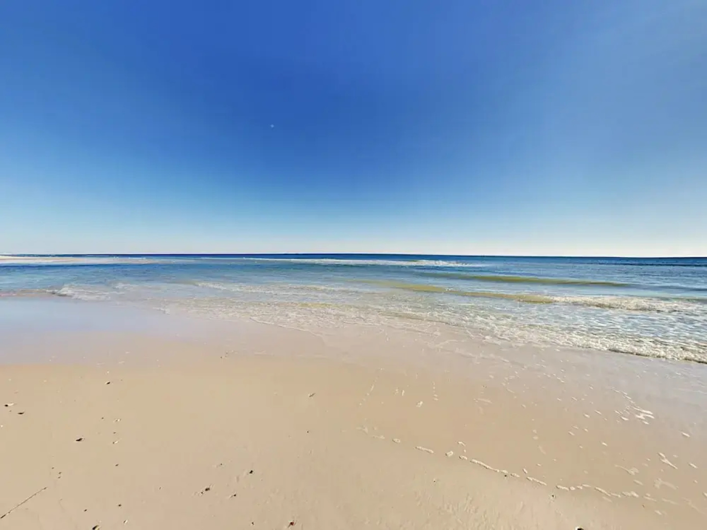 Serenity on the Shore 5 Bedrooms 4.5 Bathrooms Home