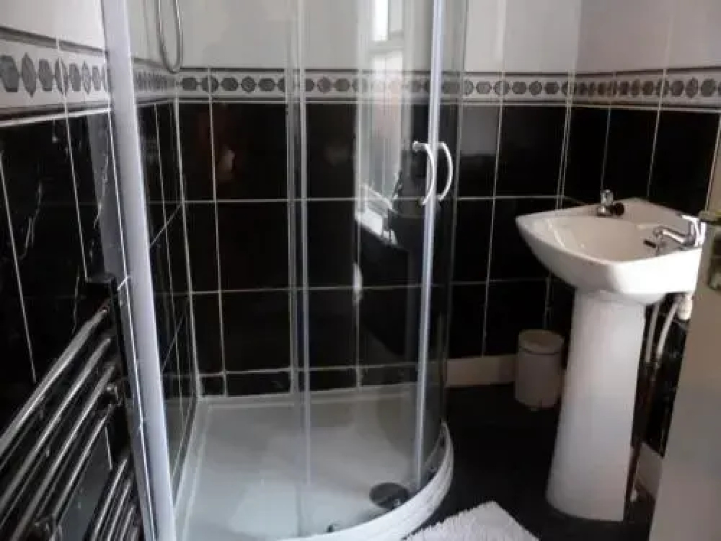 Aberdeen Arms Hotel Tarland