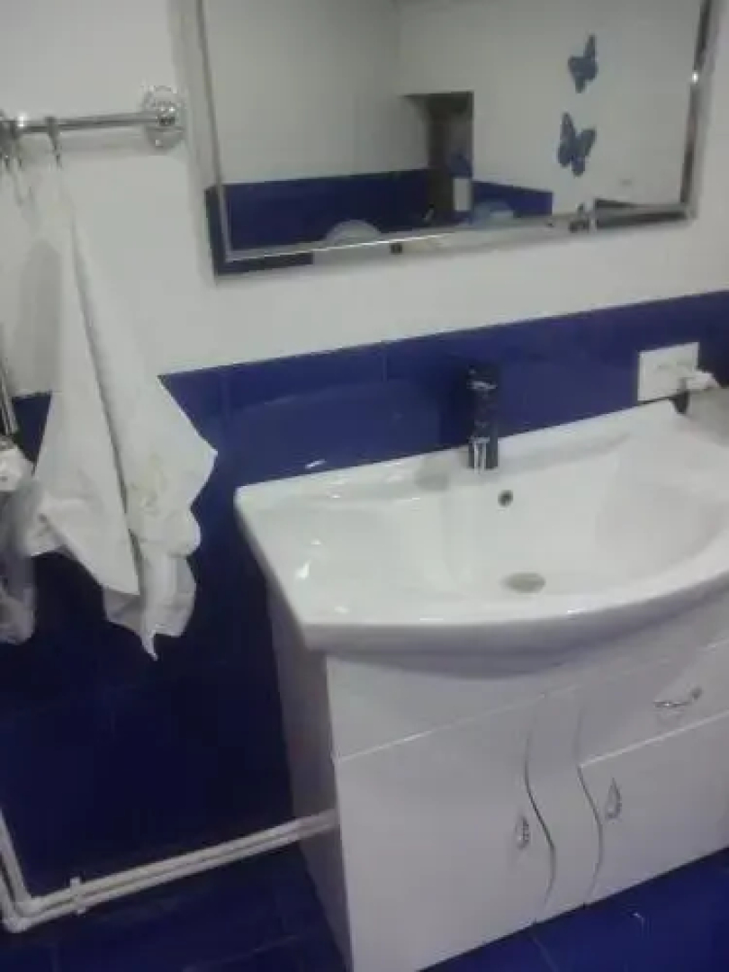 Arman B & B