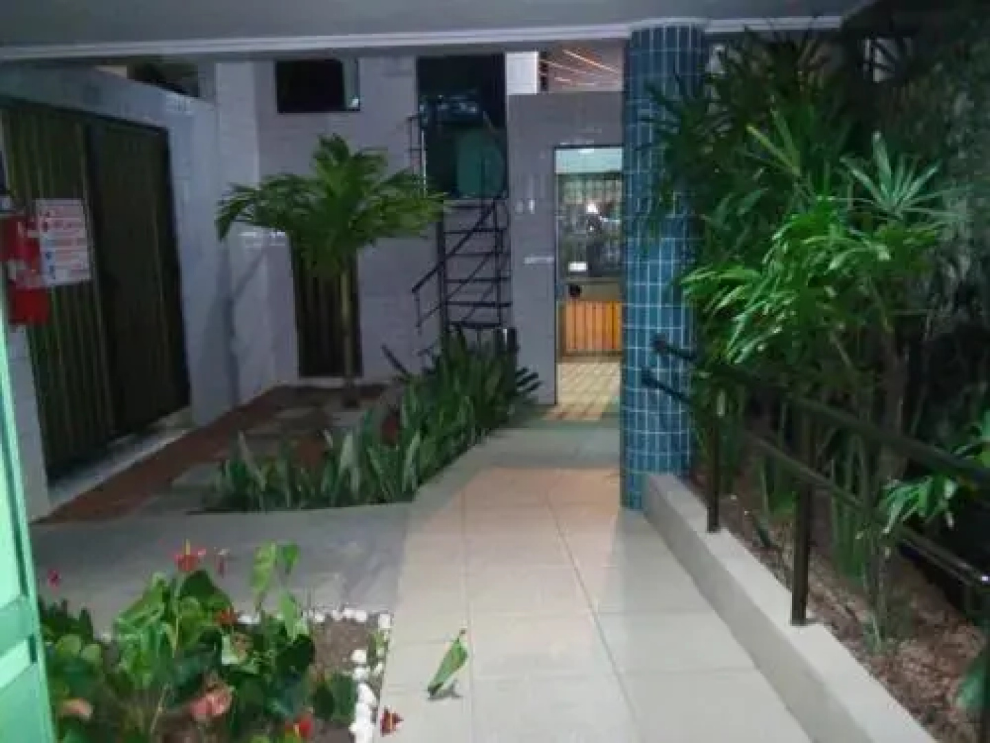 Edifício Golden View Home Service