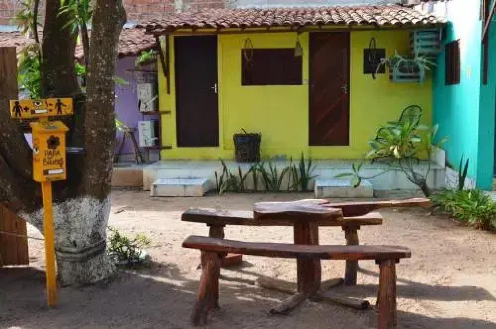Piparadise Beach Hostel