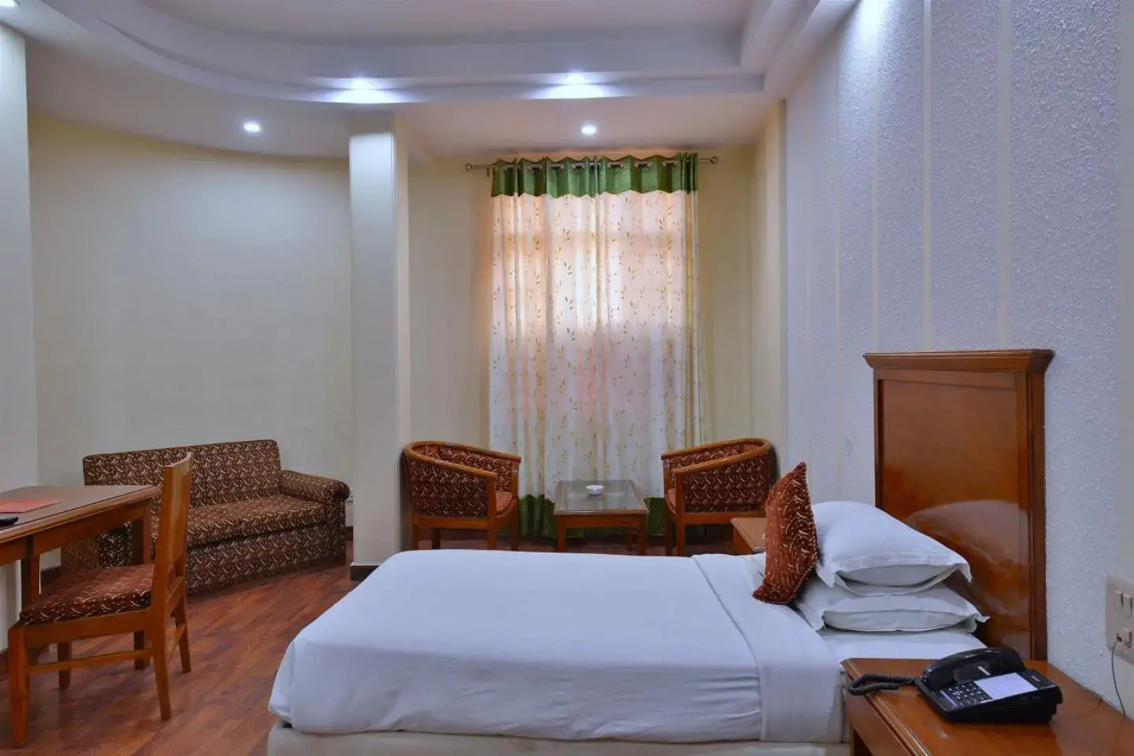 OYO Premium NH 1 Panipat