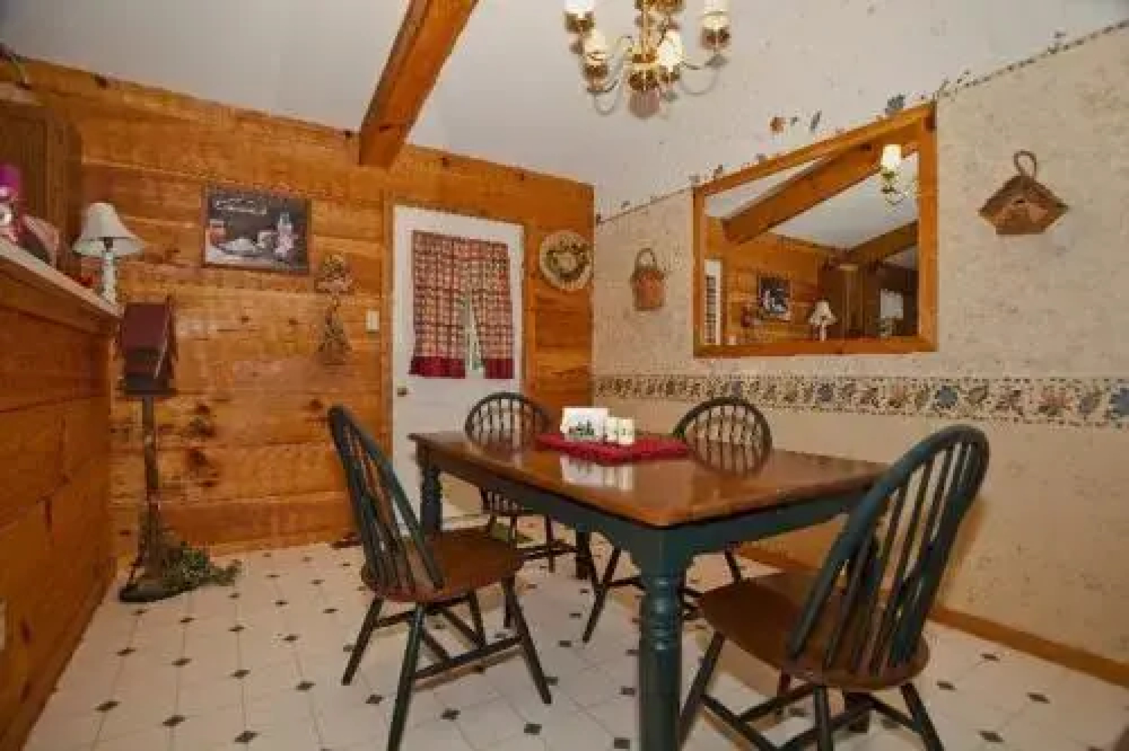 Richview - 2 Br home by RedAwning
