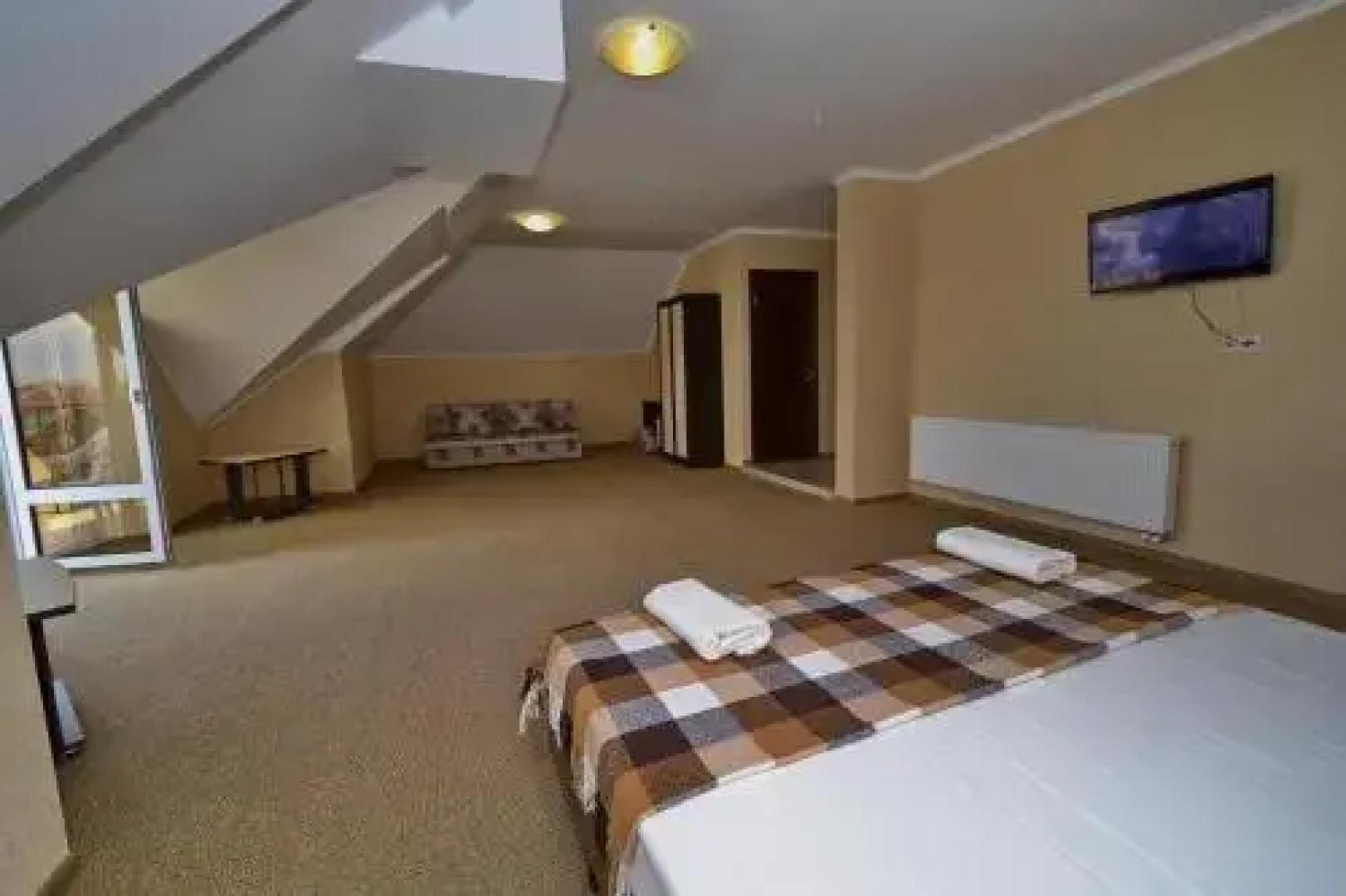 Lazurit Guesthouse