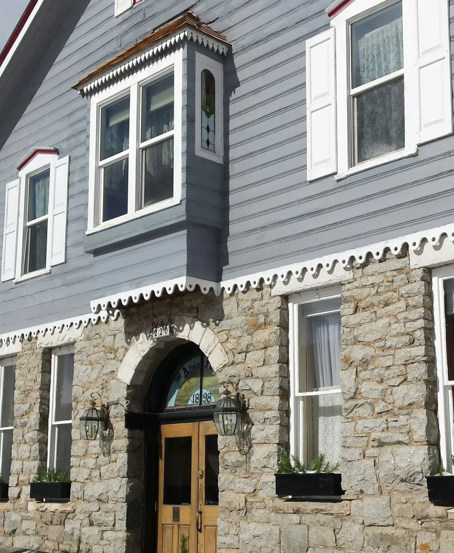 The Alma House Inn