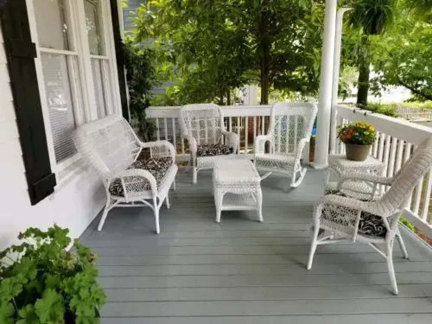 Pecan Terrace Inn
