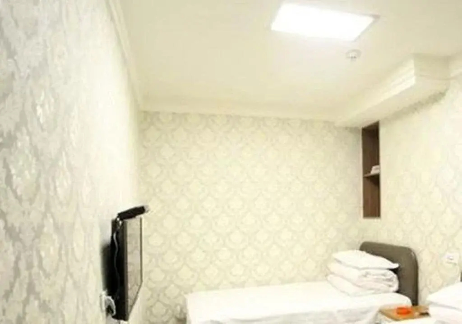 Tianfeng Fashion Inn