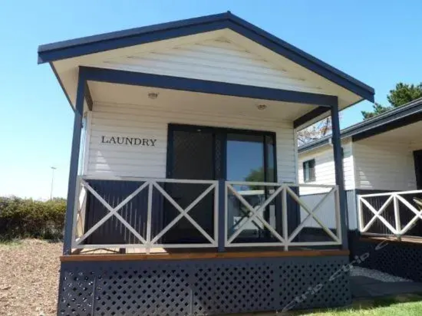 Riverside Cabin Park