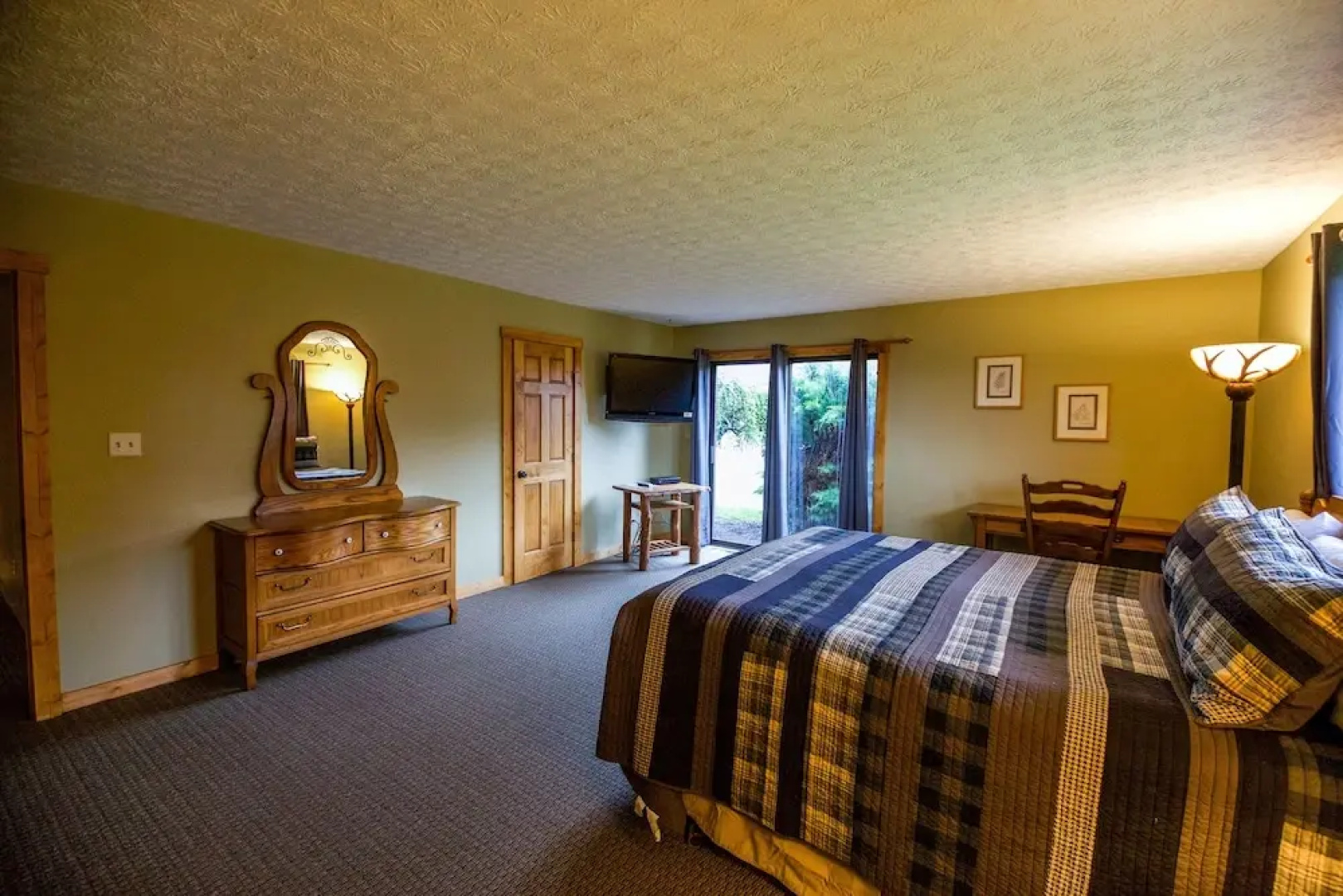 Grande Butte Lodge - Hocking Hills