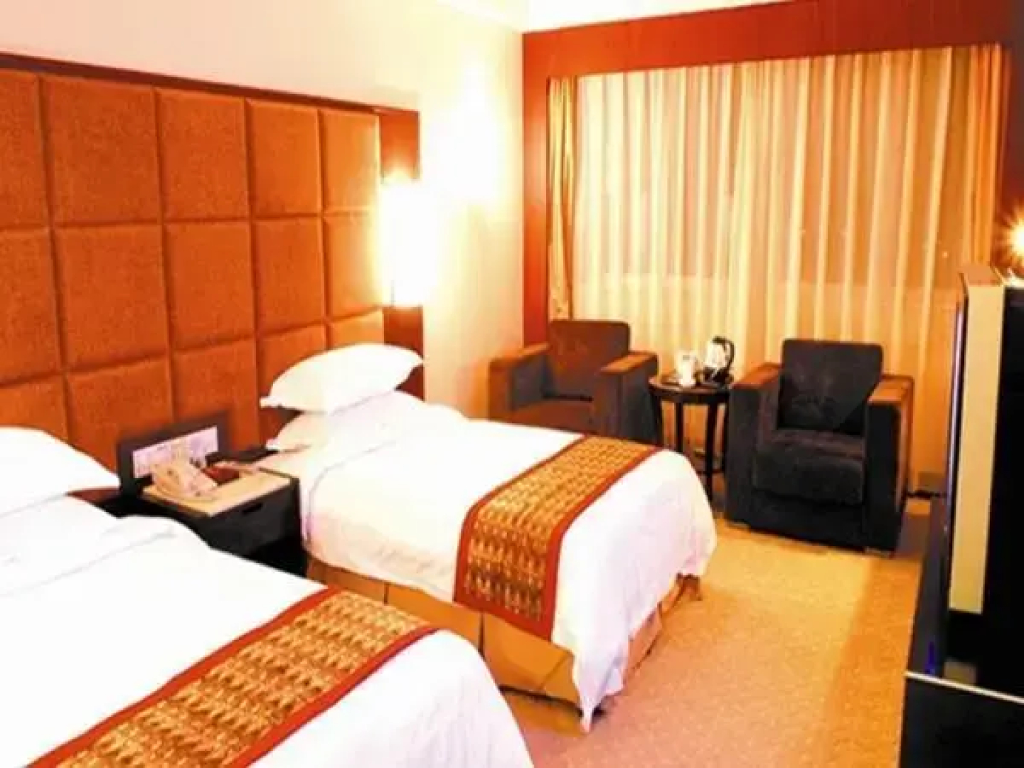 Zhangzhou Longhai Diamond Hotel