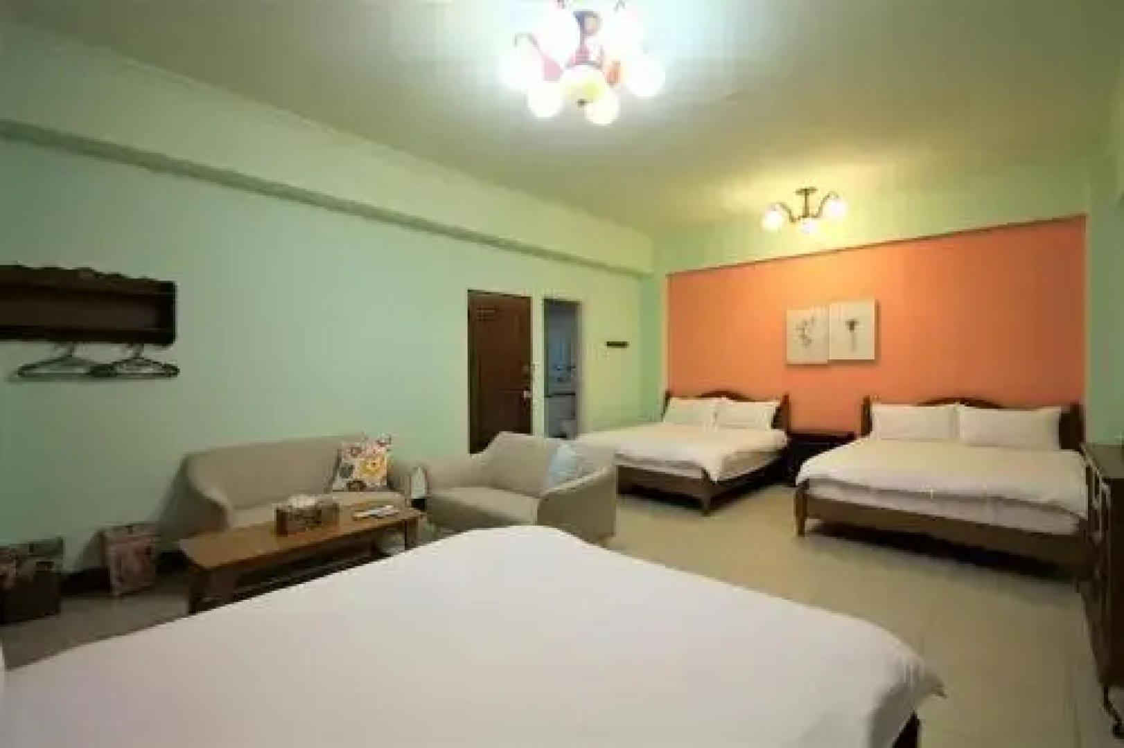 No.12 B&B