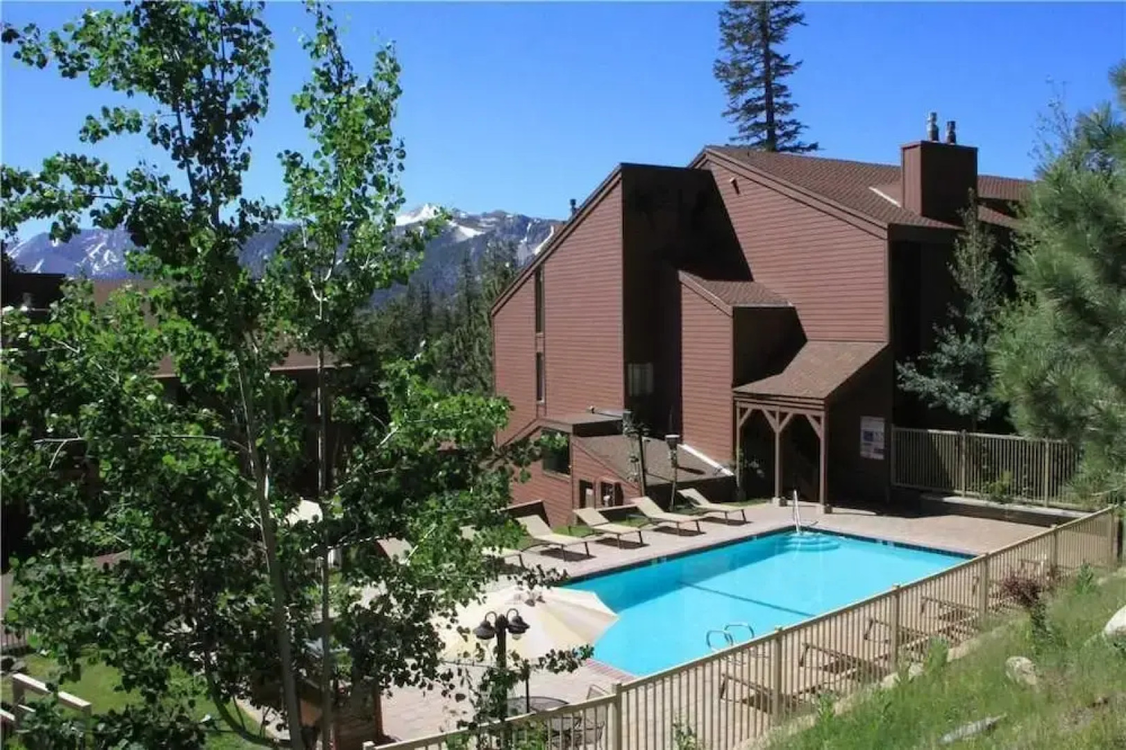 Mammoth Ski & Racquet Club #86